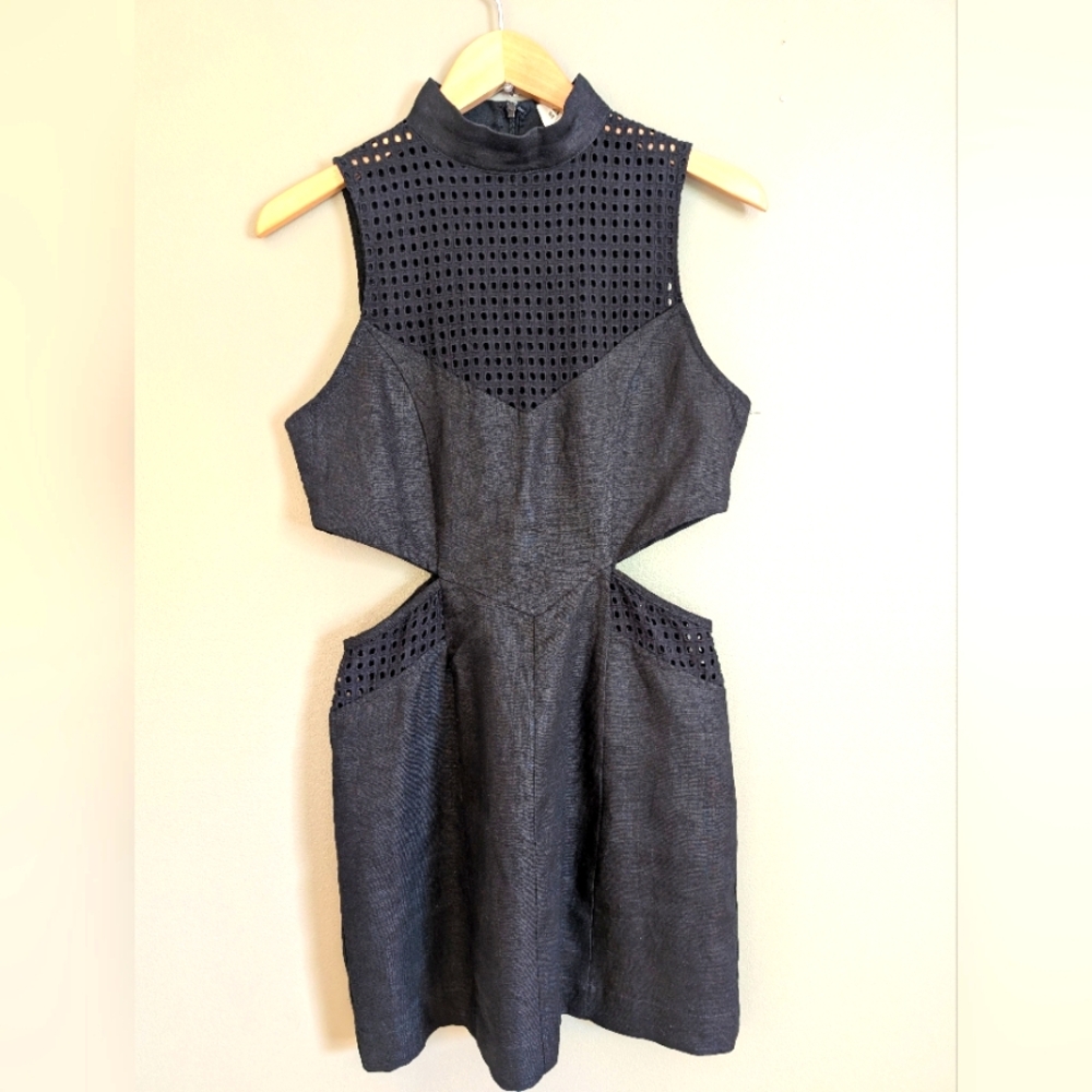 Sovere Linen Mini Dress Size Medium